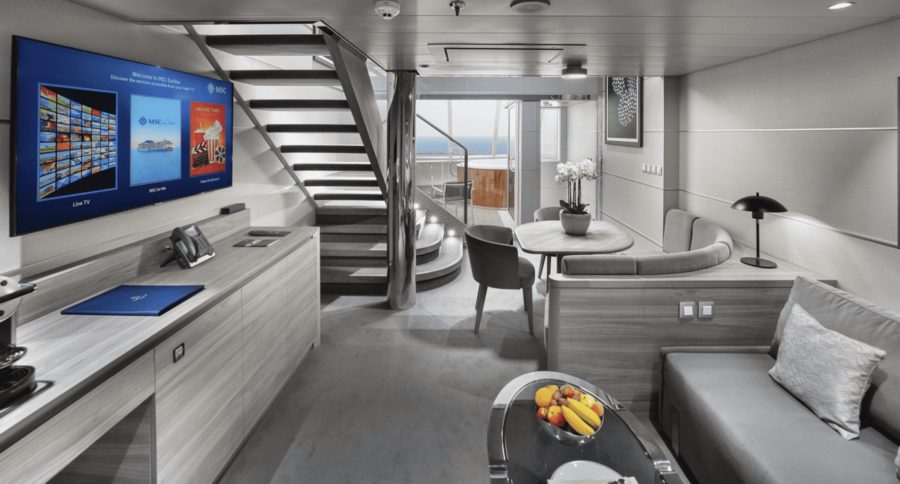 Двухуровневый люкс MSC Yacht Club Duplex на MSC Euribia