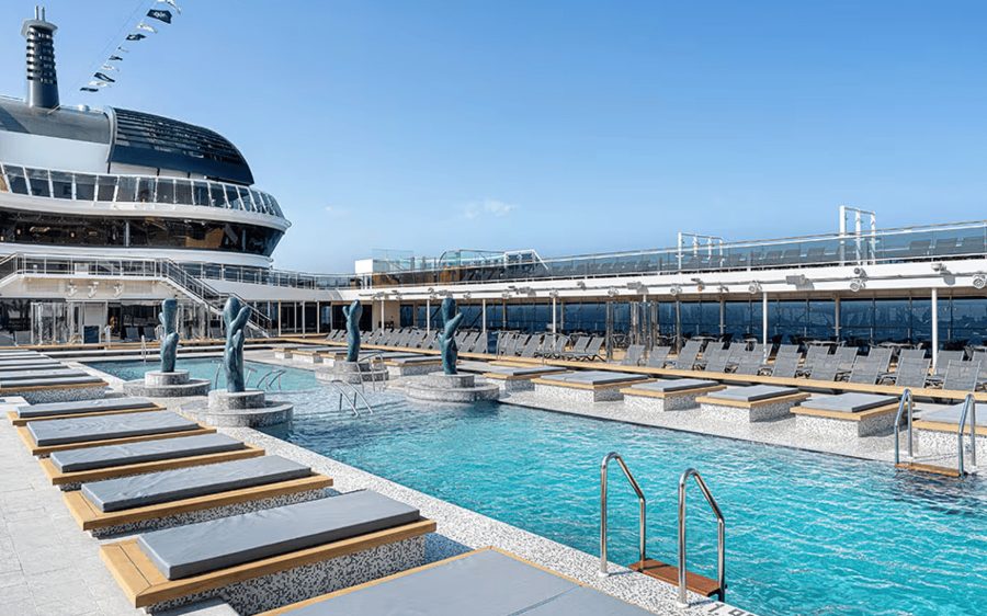 Бассейны на открытой палубе MSC Euribia